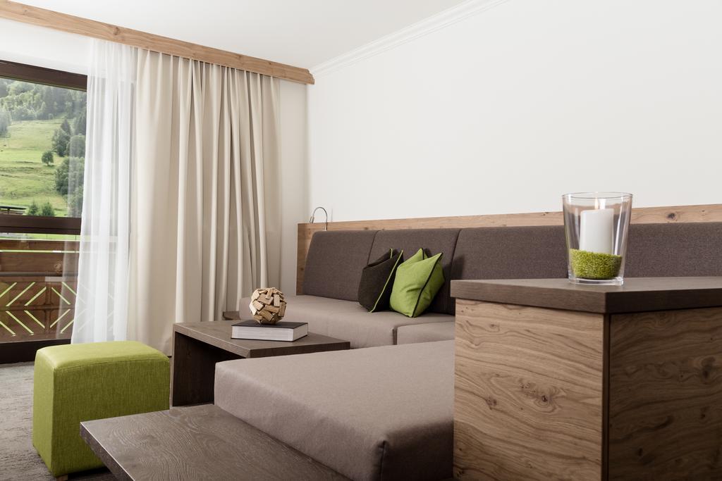 Hotel Tauernhof Kaprun Oda fotoğraf